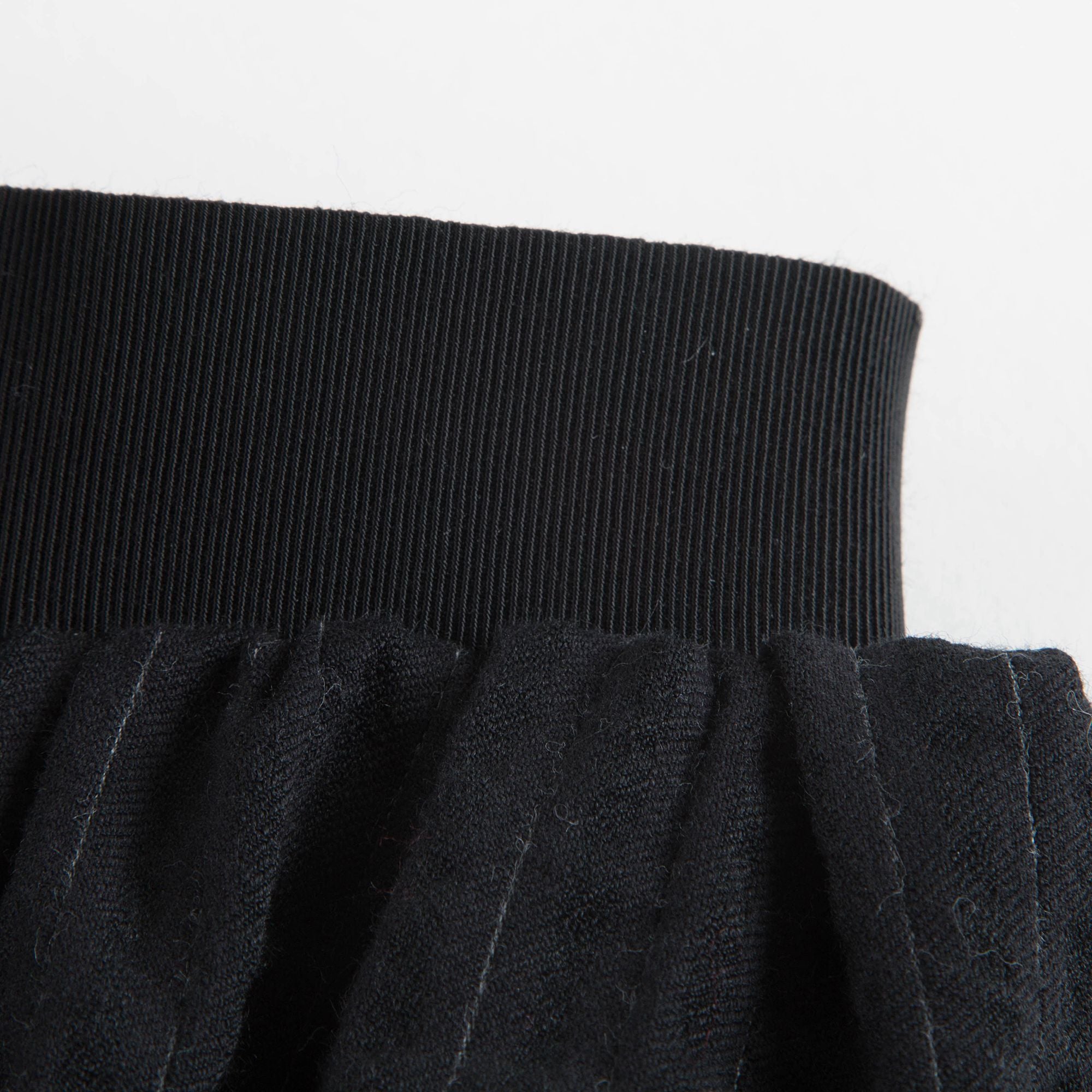 Girls Black Waved Skirt