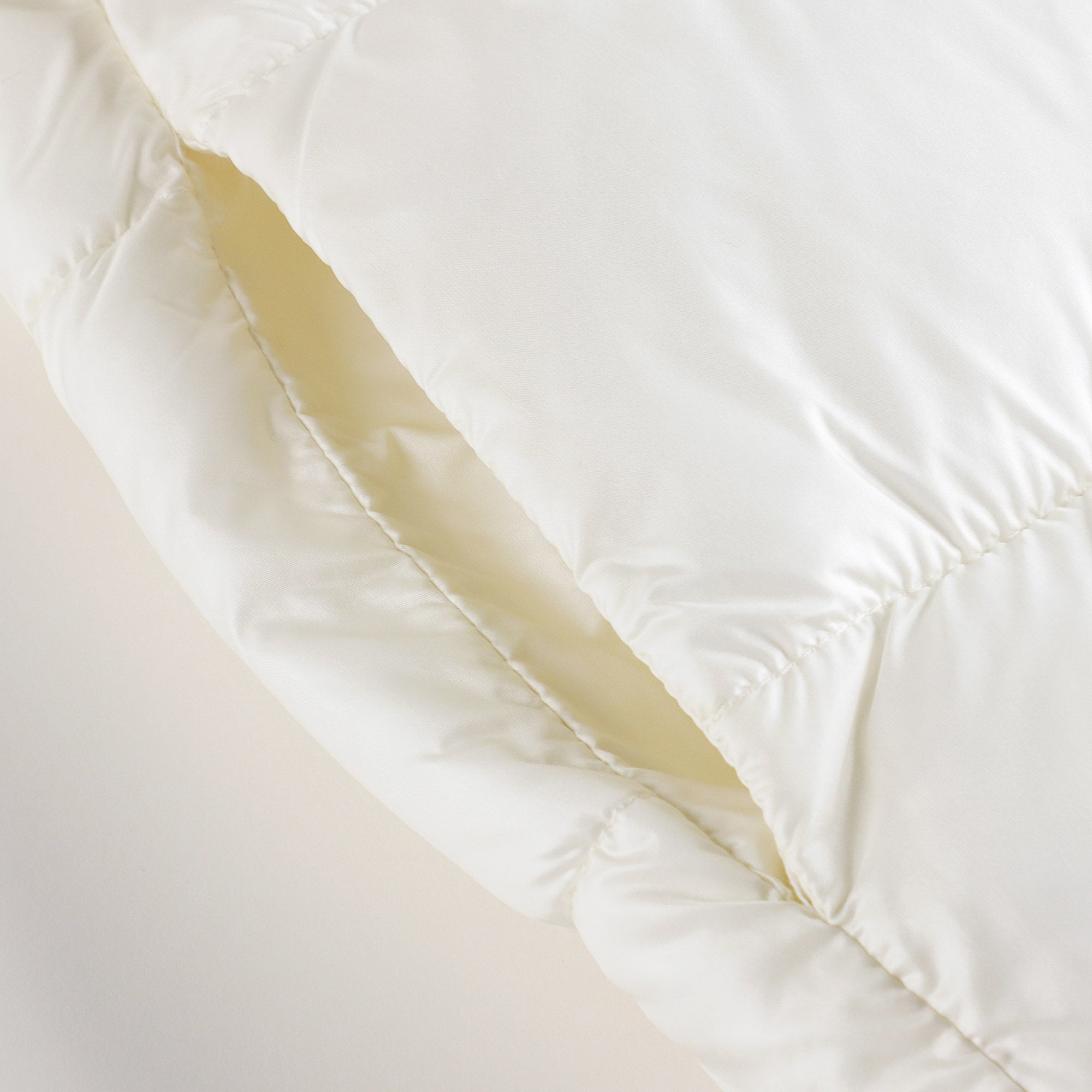 Boys & Girls White Padded Gilet