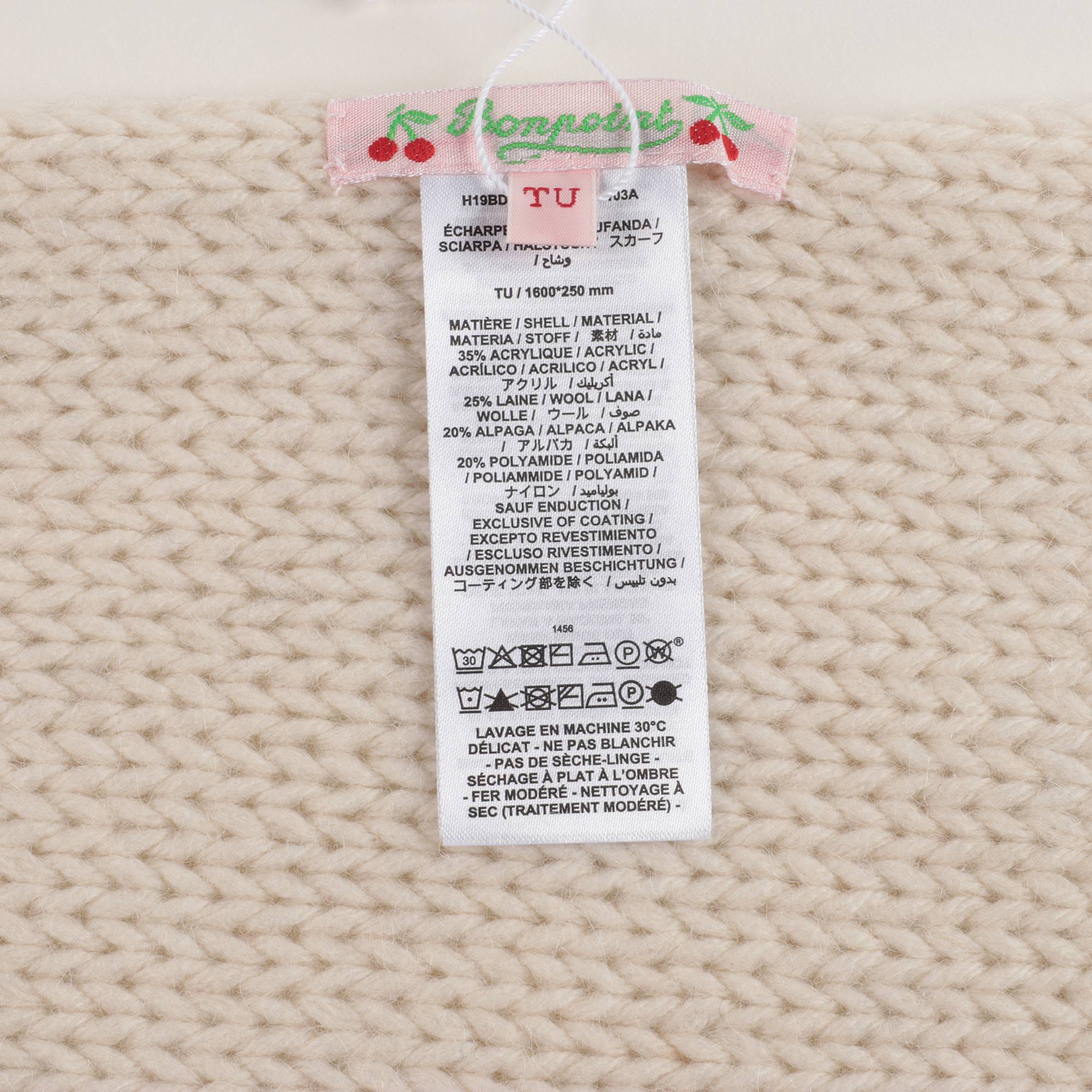 女童米白色围巾