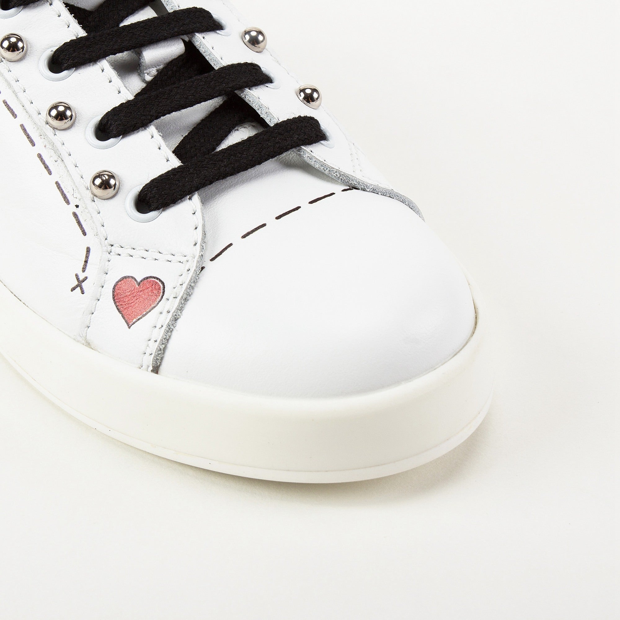 Girls White Leather Trainers With Crown Trim