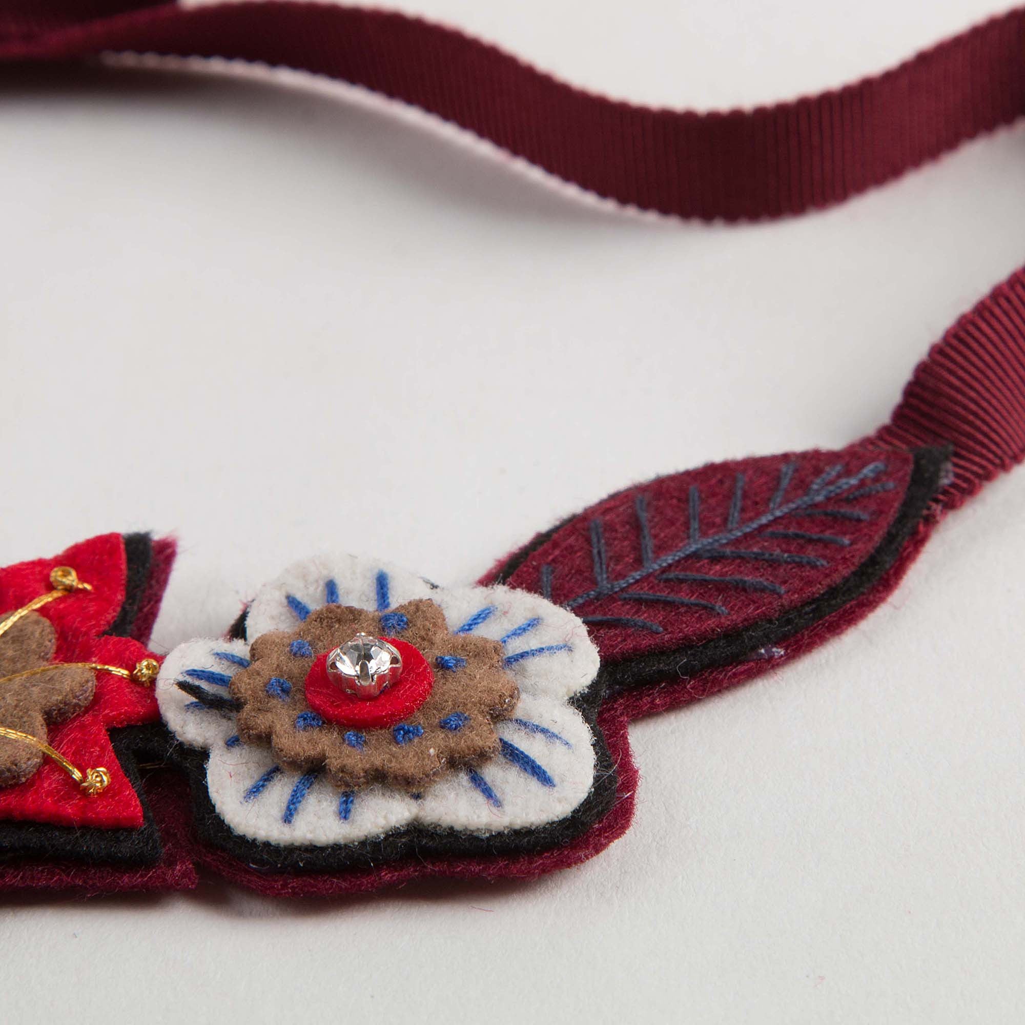 Girls Red Embroidered Hair Band - CÉMAROSE | Children's Fashion Store - 3