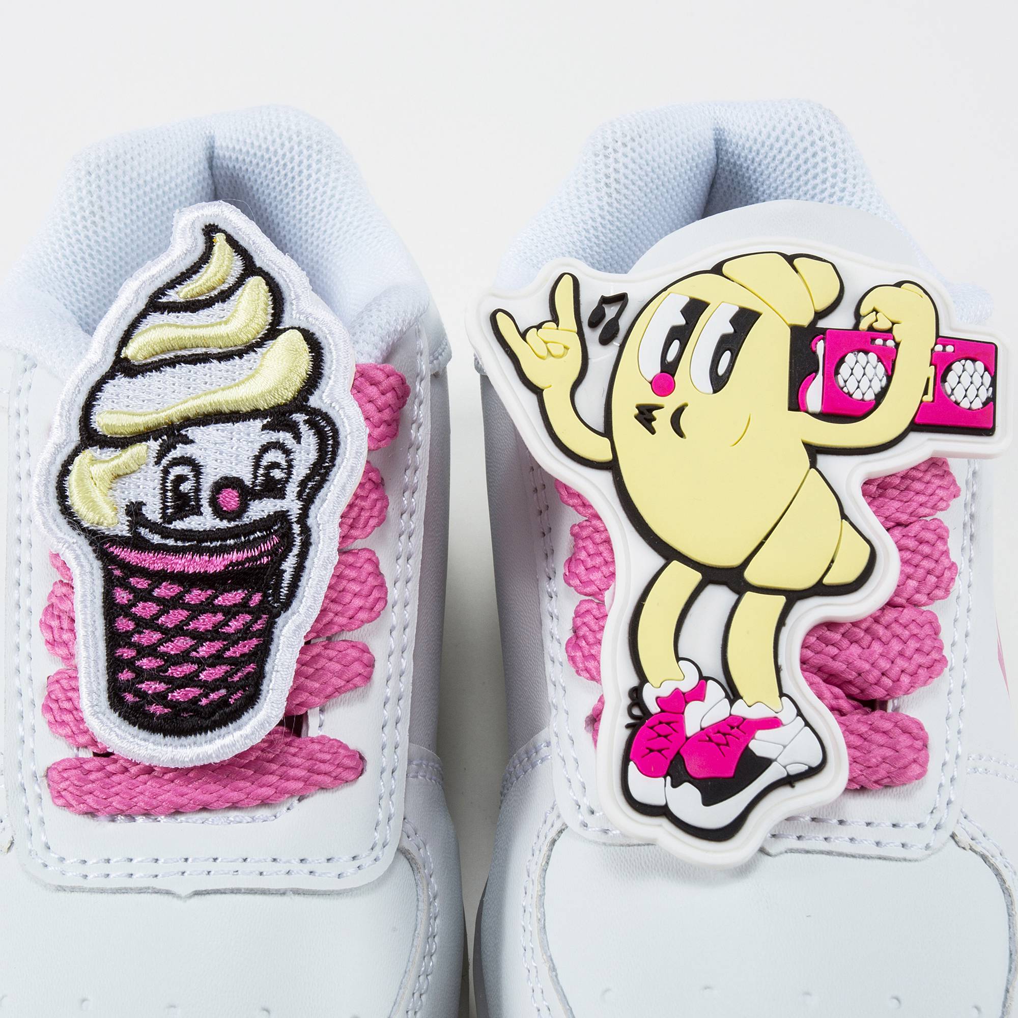 Girls White Flashing Sneakers