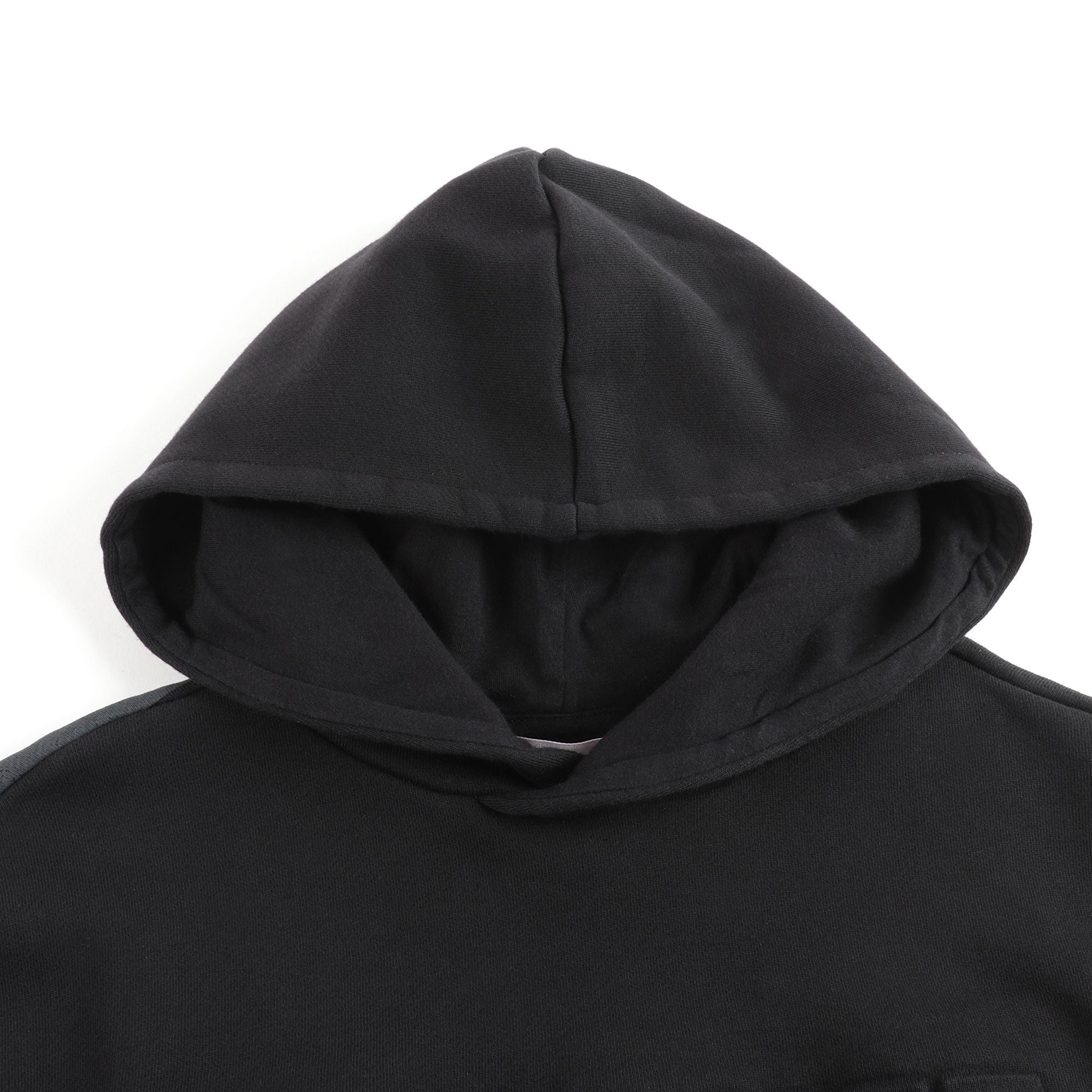 女童黑色连帽卫衣