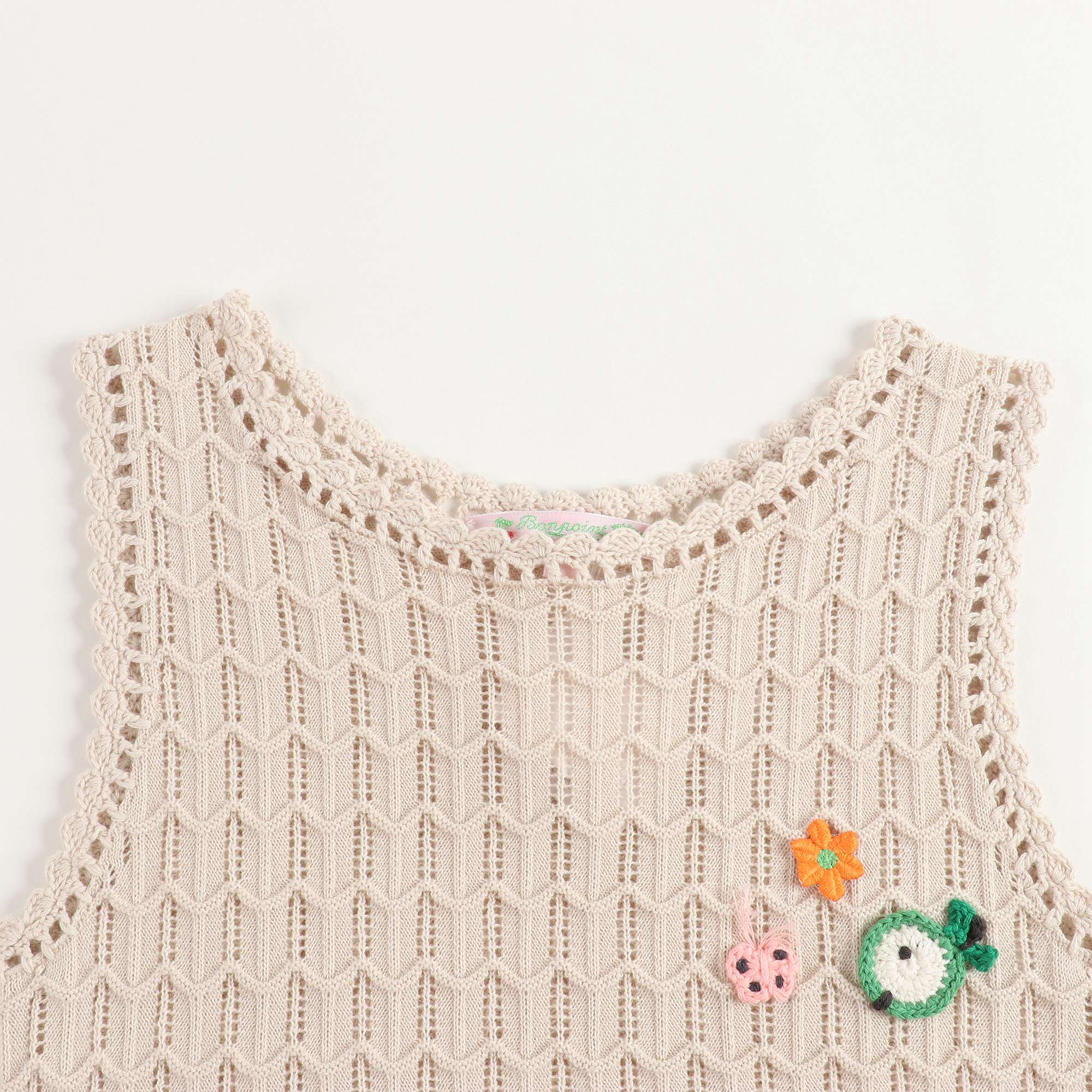 女童米白色针织马甲