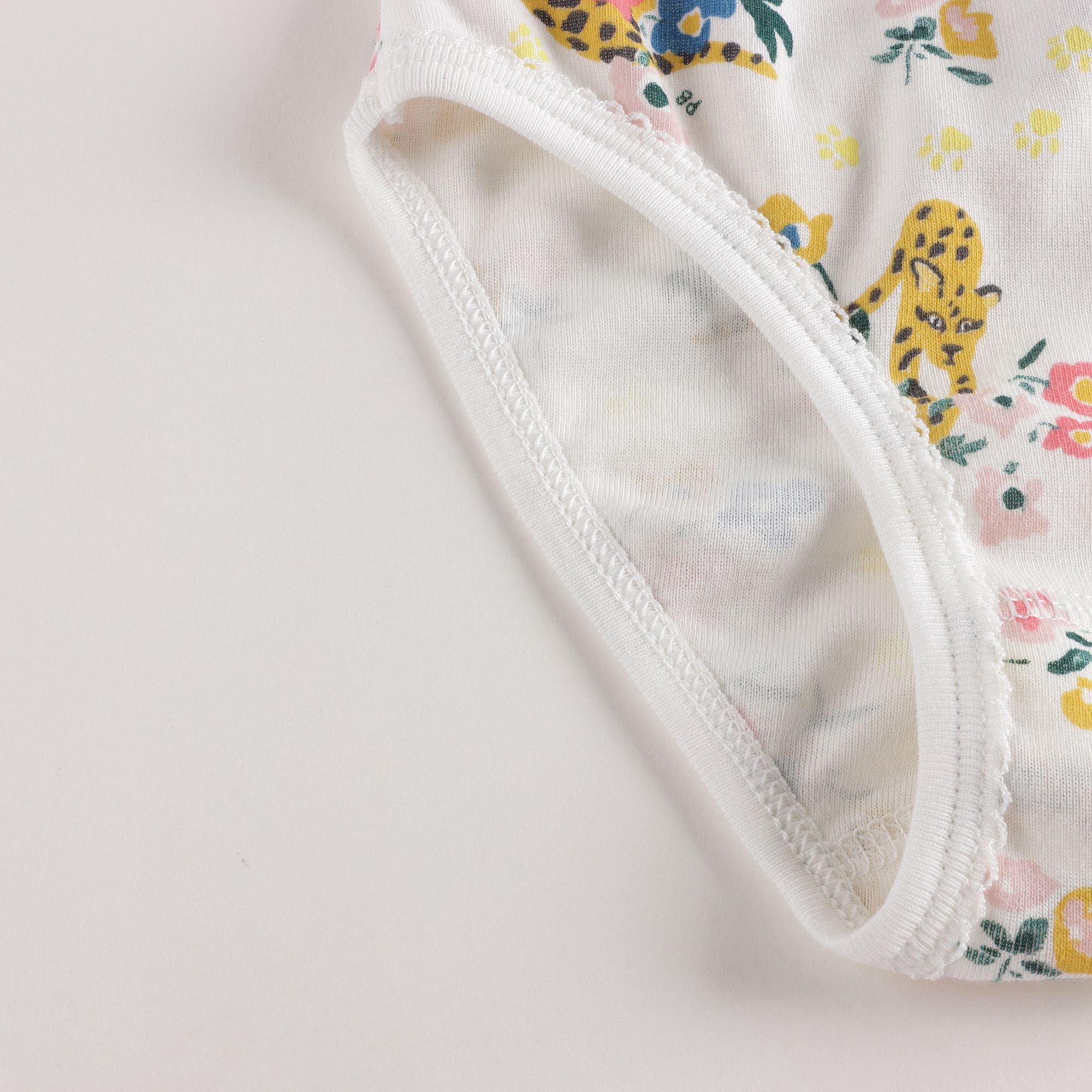 Girls Multicolor Cotton Underwear Set (5 Pack)