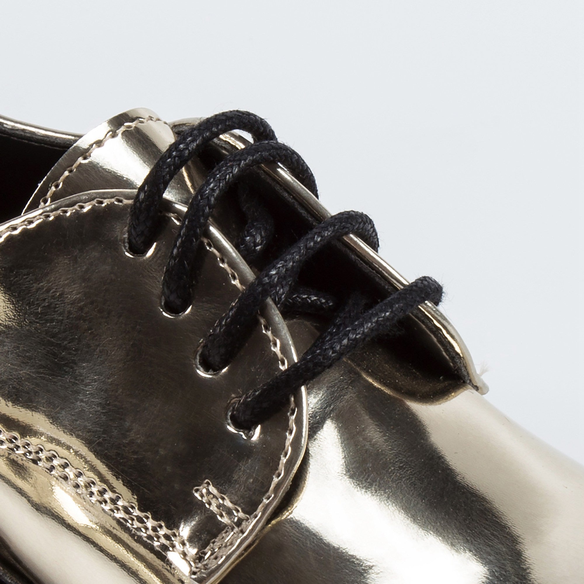 Girls Golden Ieather Shoes