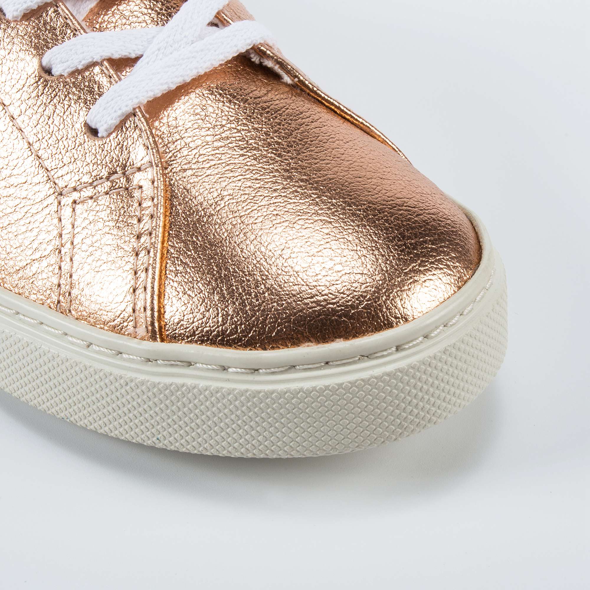 Girls Venus Pierre Leather With White "V" Shoes