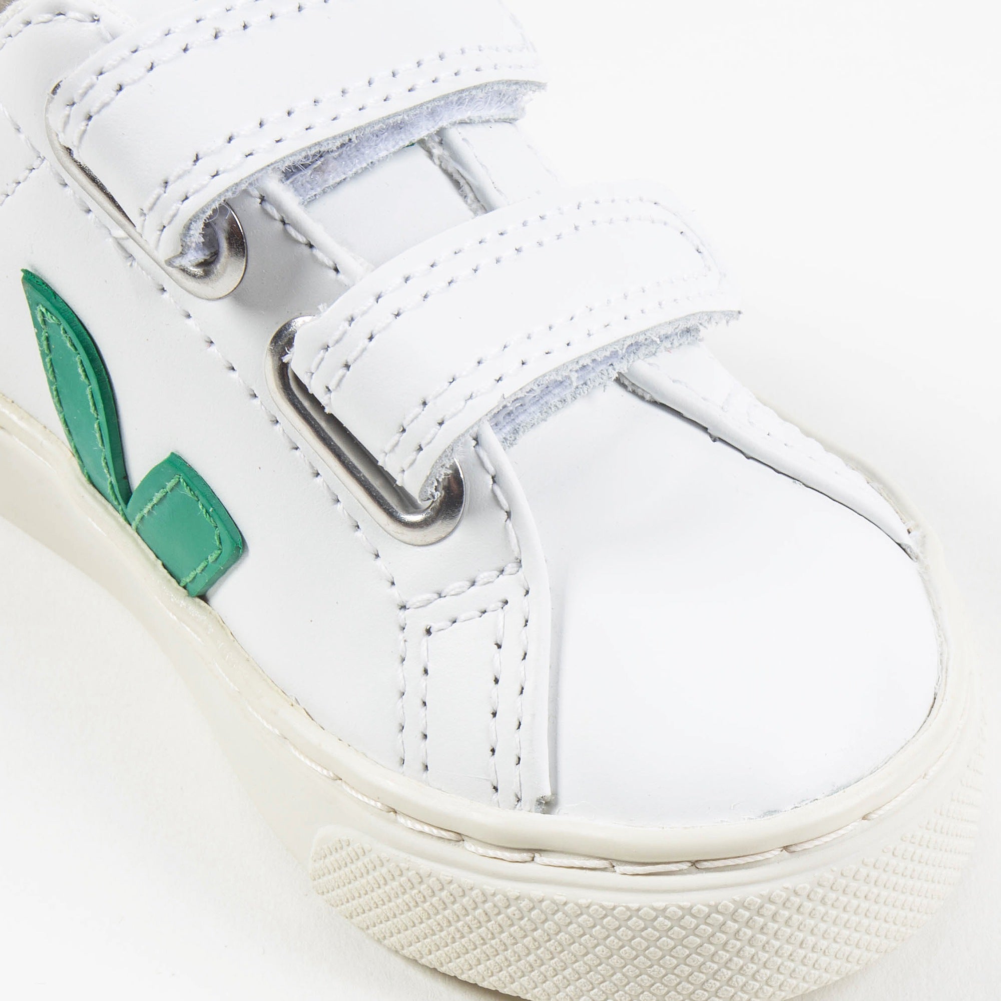 Girls  &  Boys   White  Leather  Velcro With  Green  "V"  Shoes