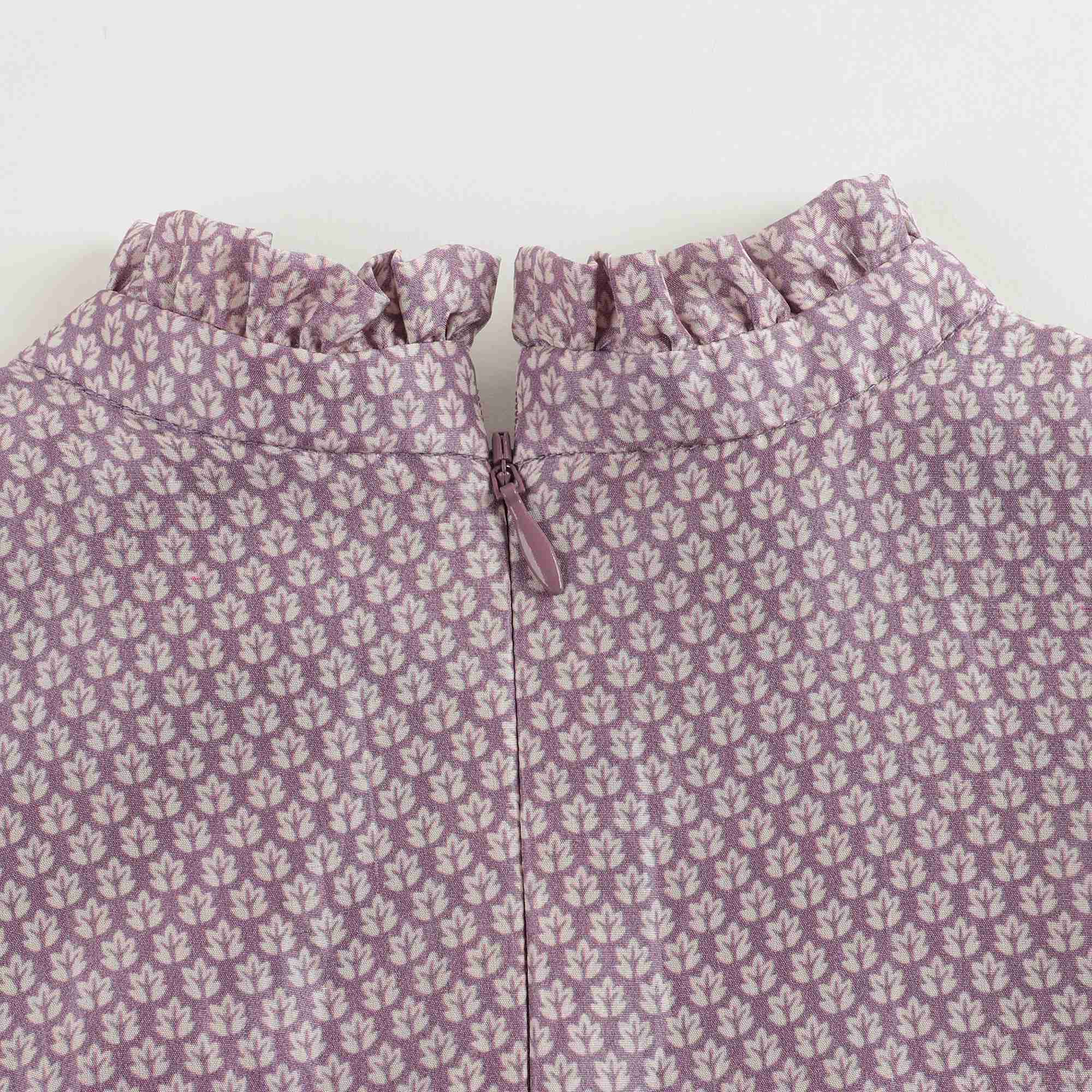 女童紫色碎花连衣裙