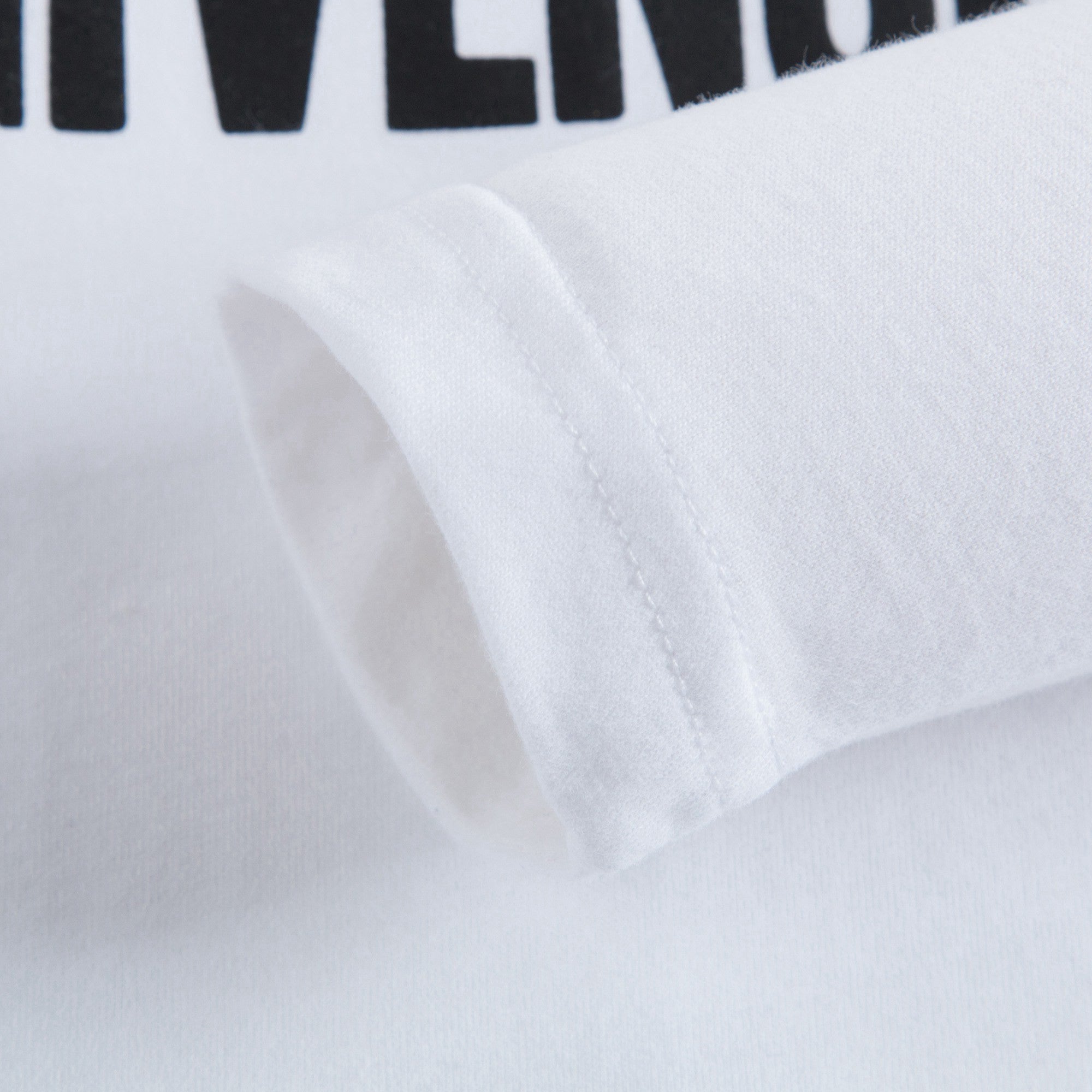 Boys White Logo Long Sleeves T-shirt