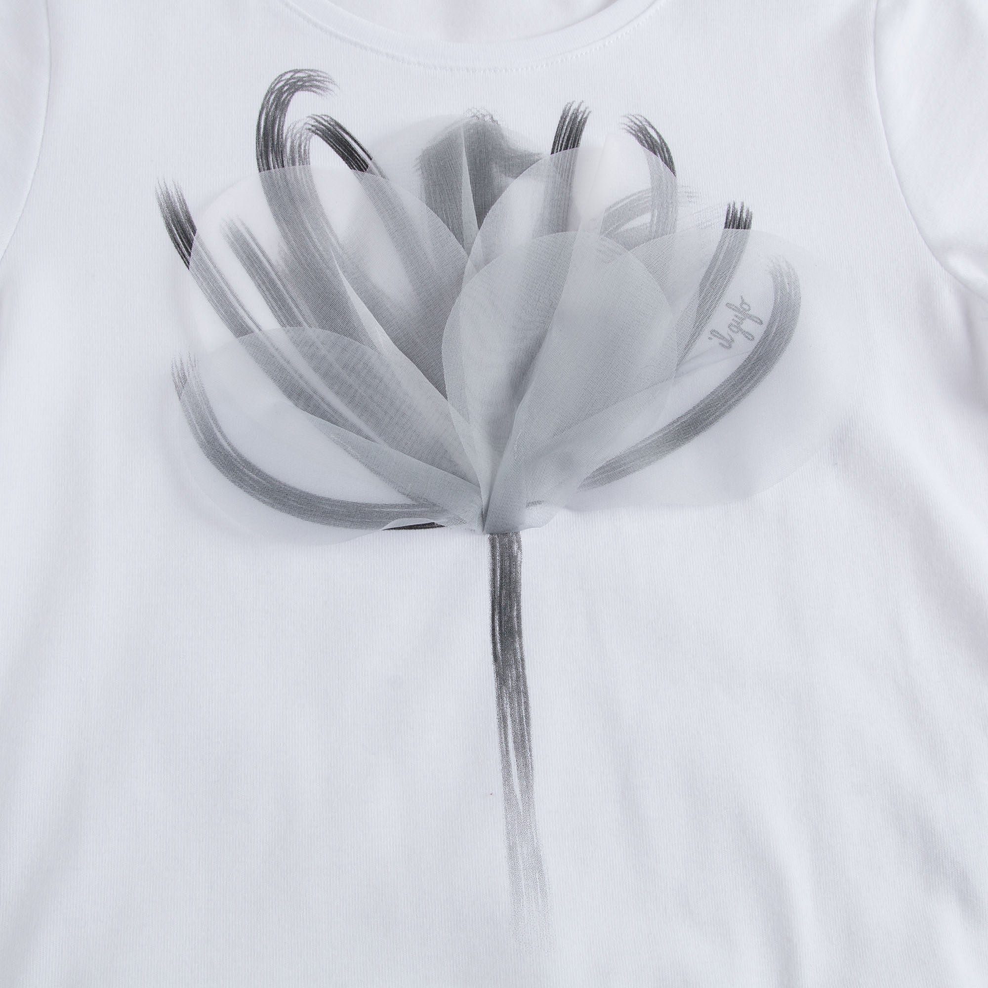Girls White Cotton T-Shirt With Grey Flower applique - CÉMAROSE | Children's Fashion Store - 4