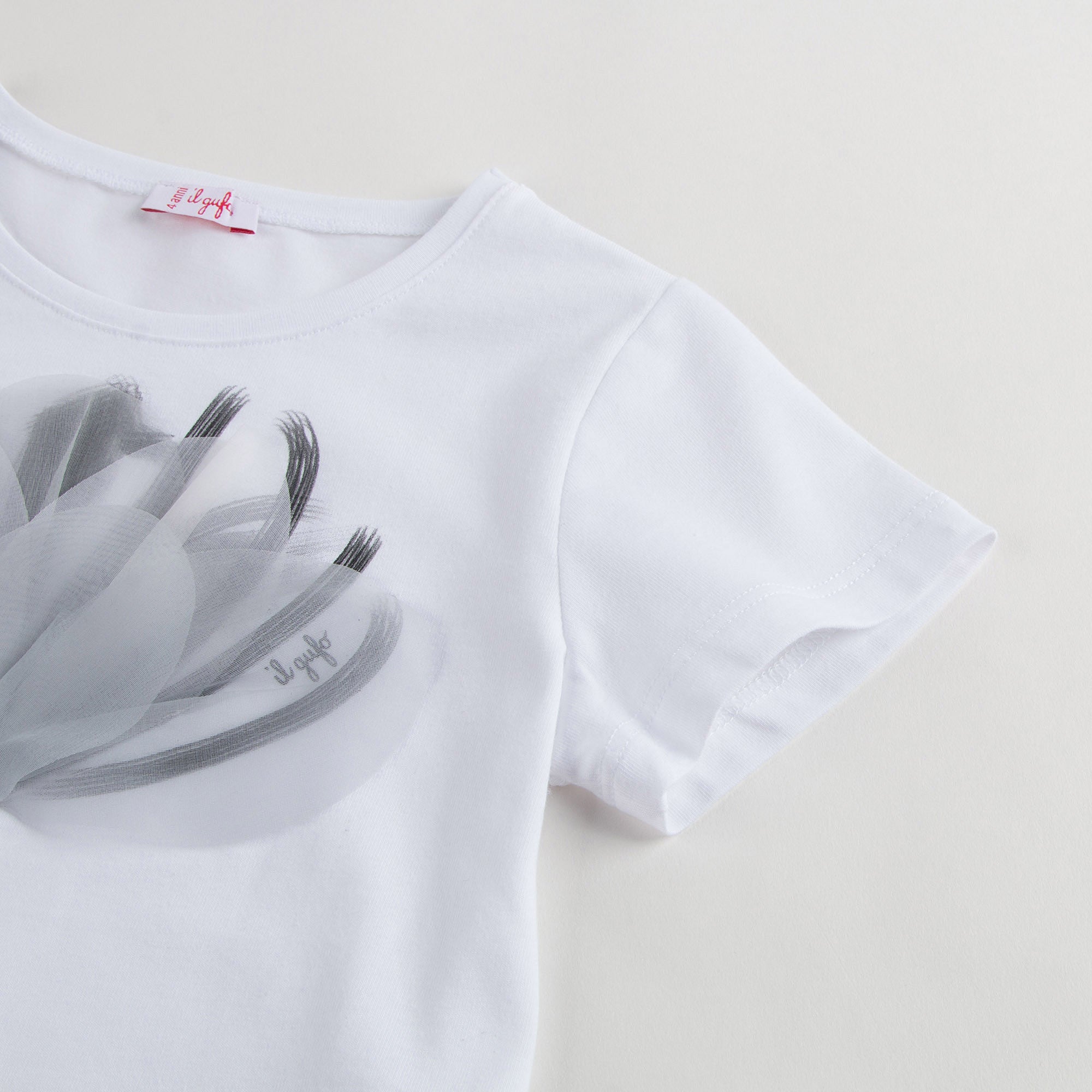 Girls White Cotton T-Shirt With Grey Flower applique - CÉMAROSE | Children's Fashion Store - 5