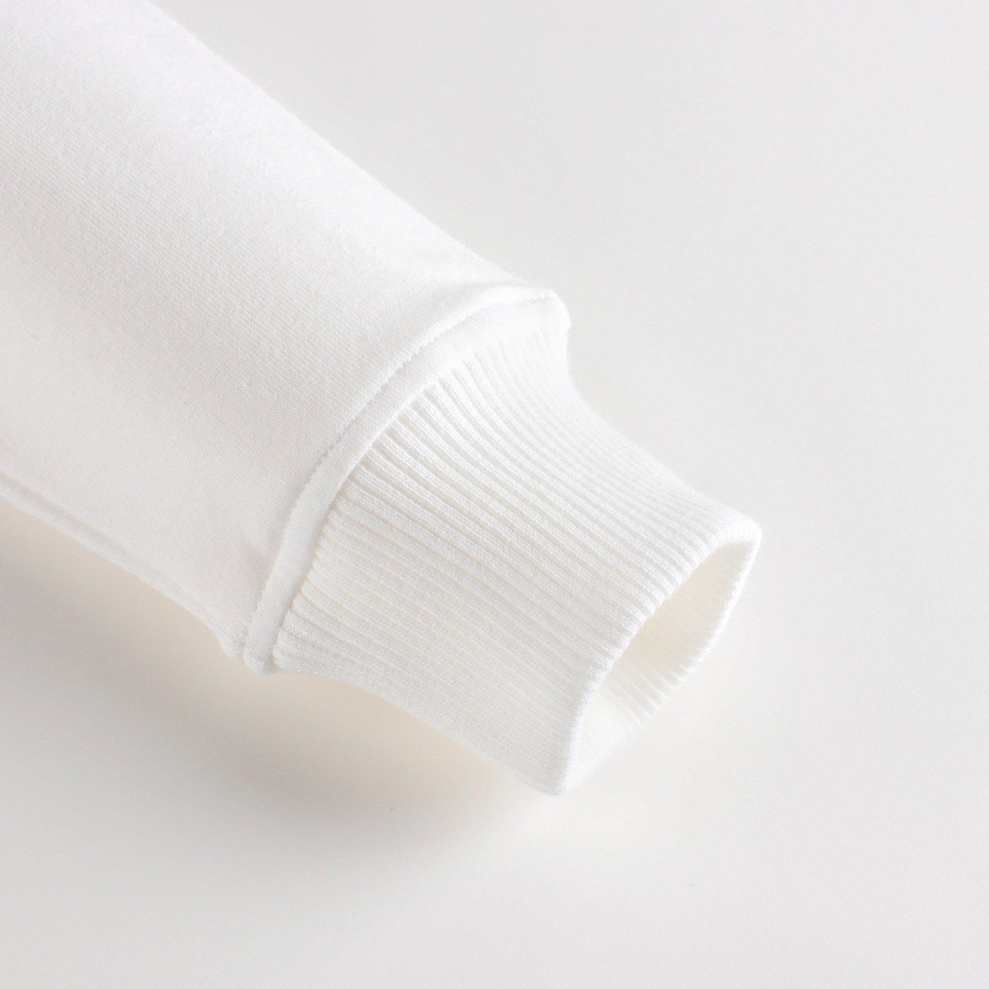 Boys & Girls White Printed Cotton Sweatshirt