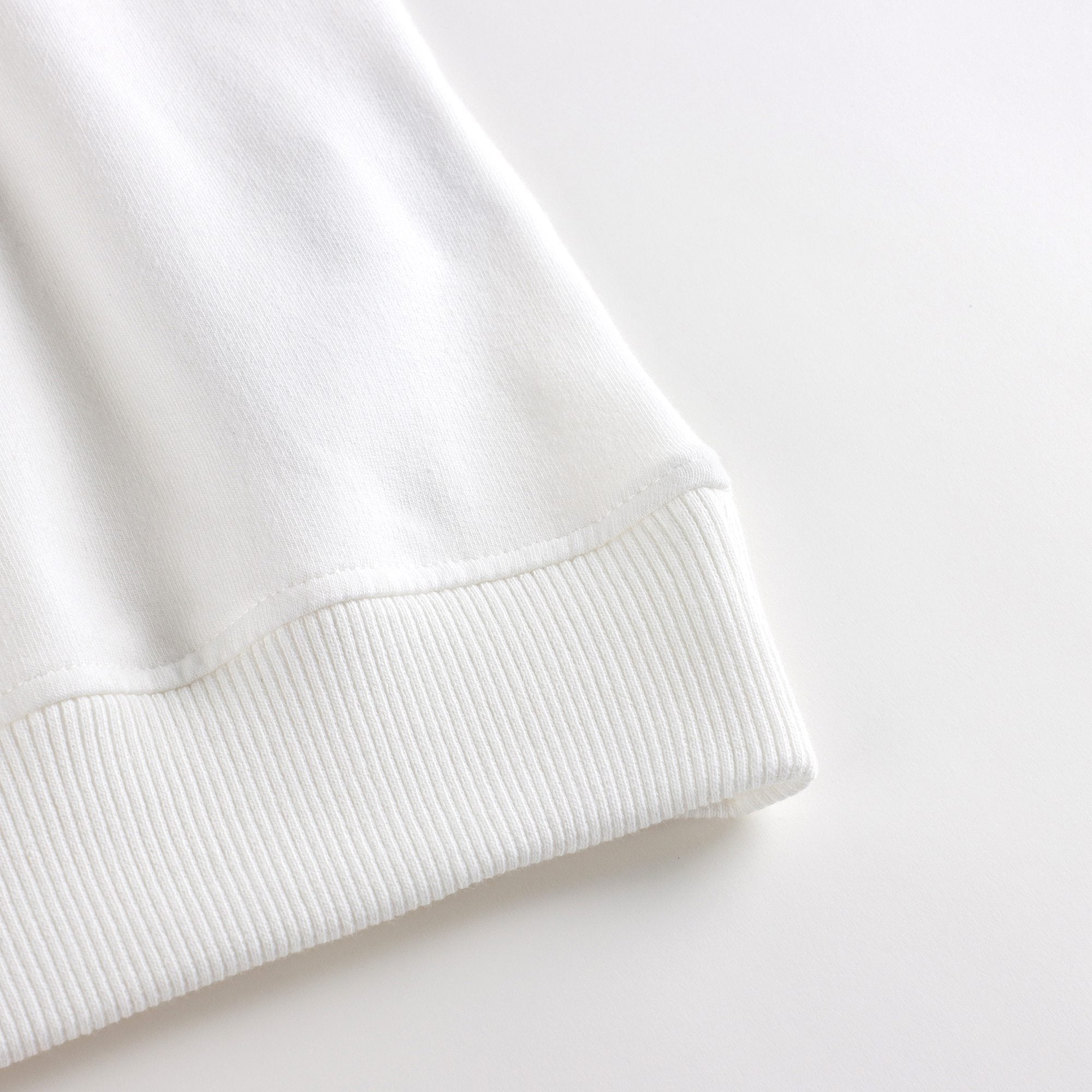 Boys & Girls White Printed Cotton Sweatshirt