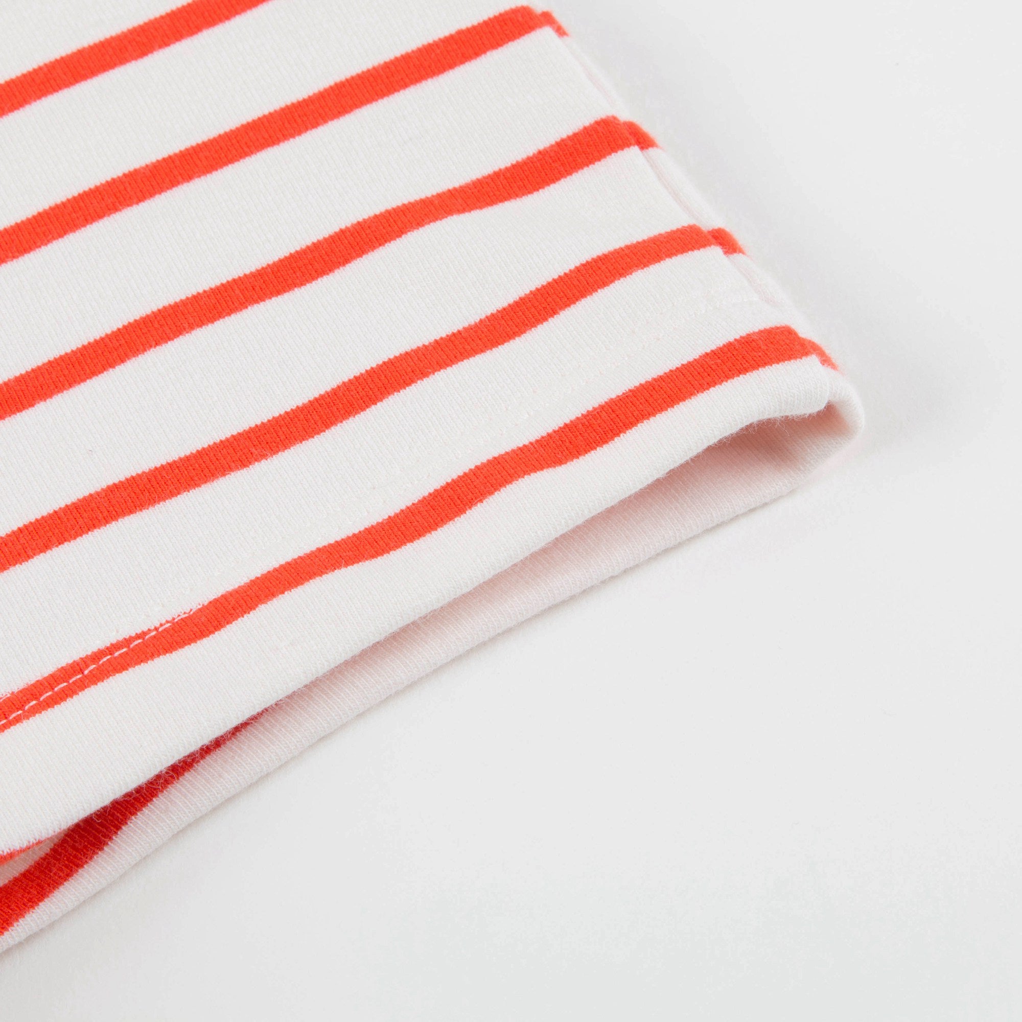 Girls Off White & Carmine Small Stripes Shorts