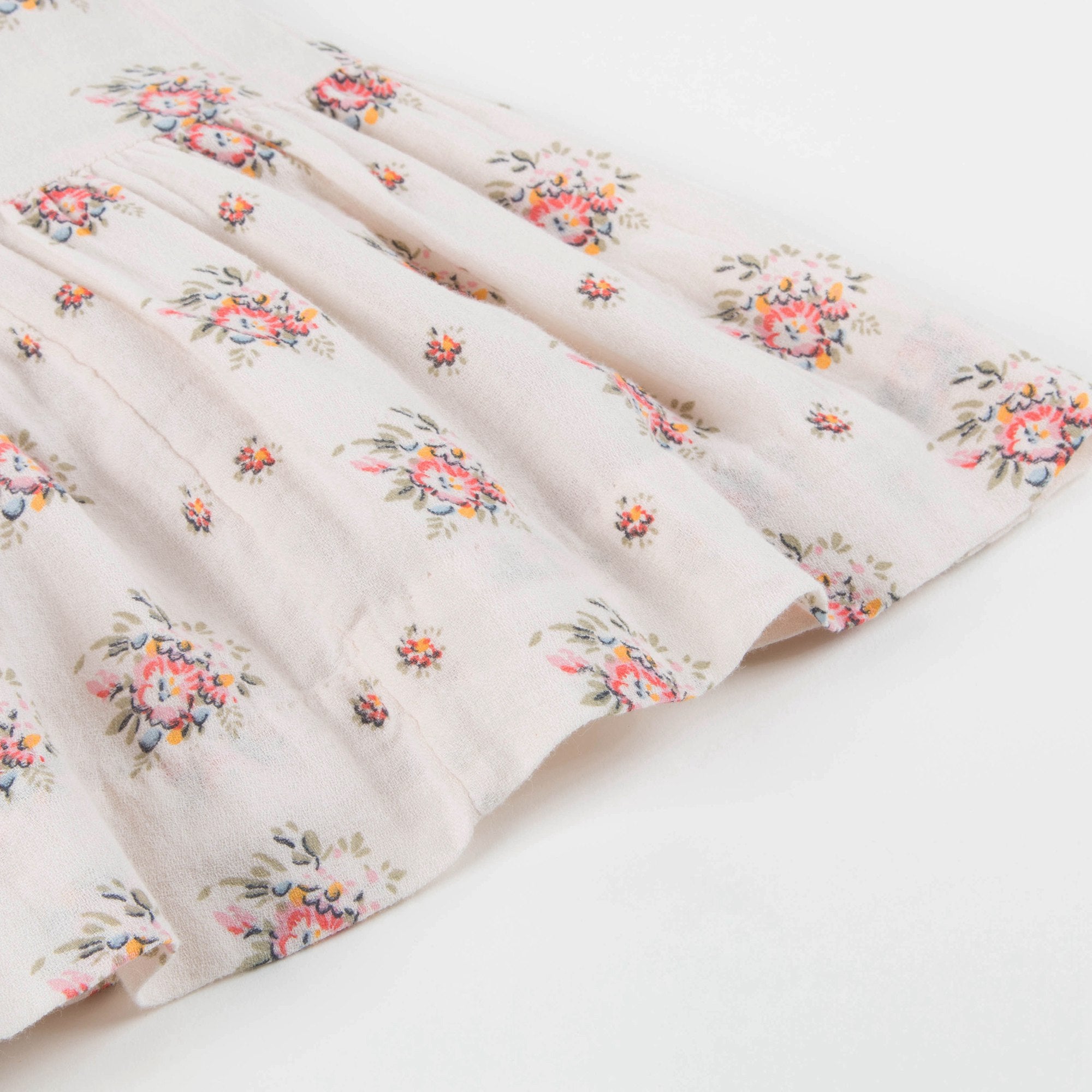 女童米白色印花吊带连衣裙