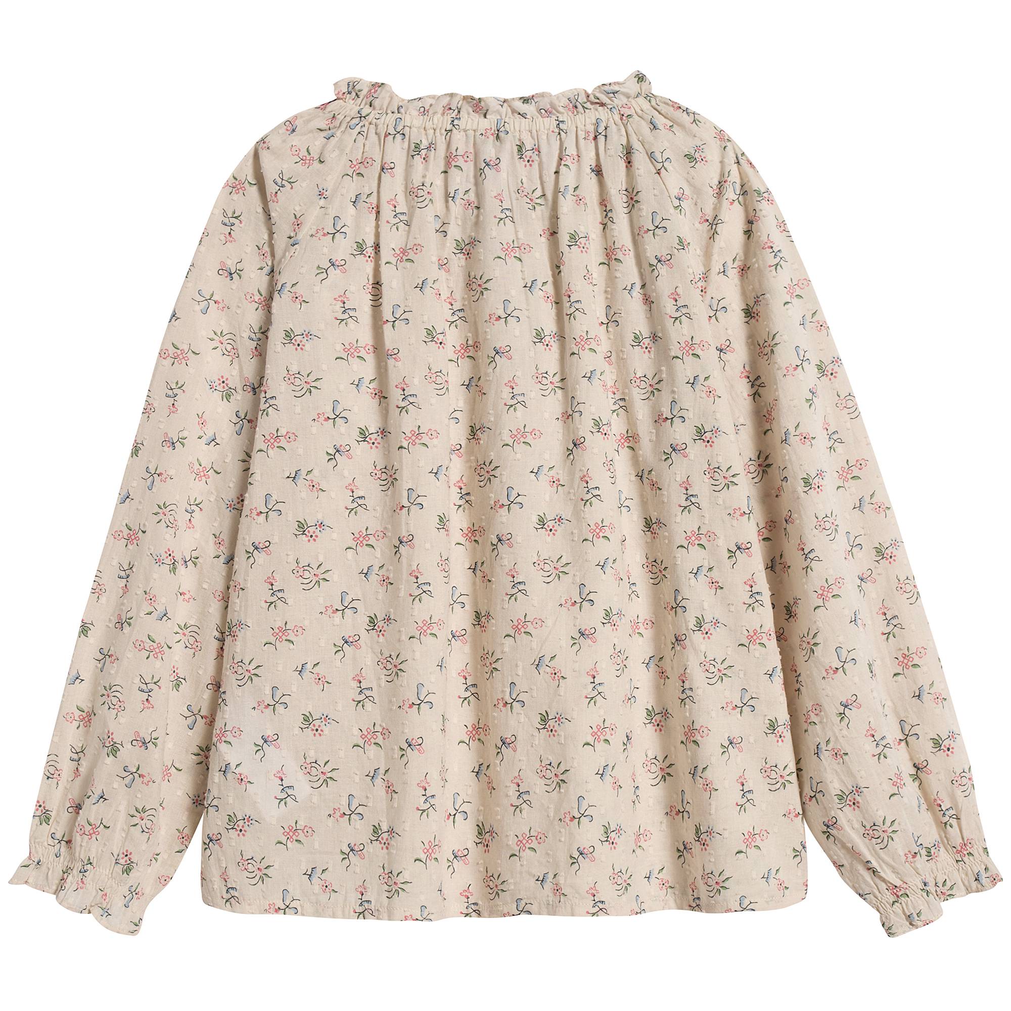 女童淡黄色碎花睡衣
