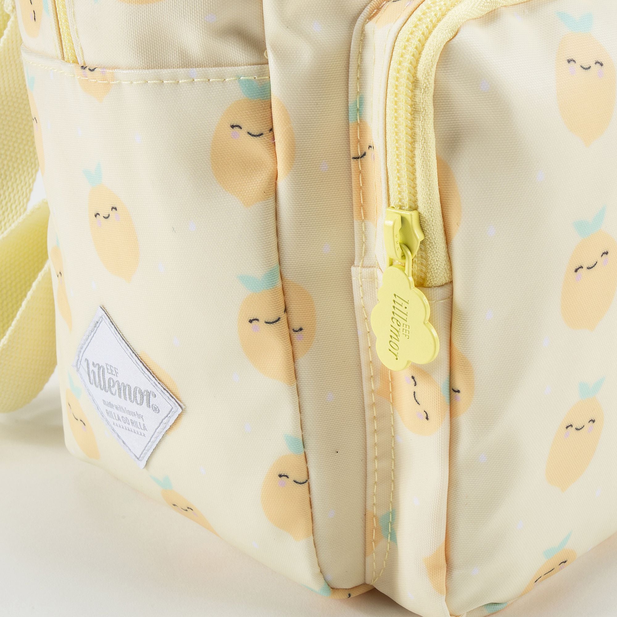 Girls Yellow Lemon Printed Backpack（20 x 13 x 26 cm）