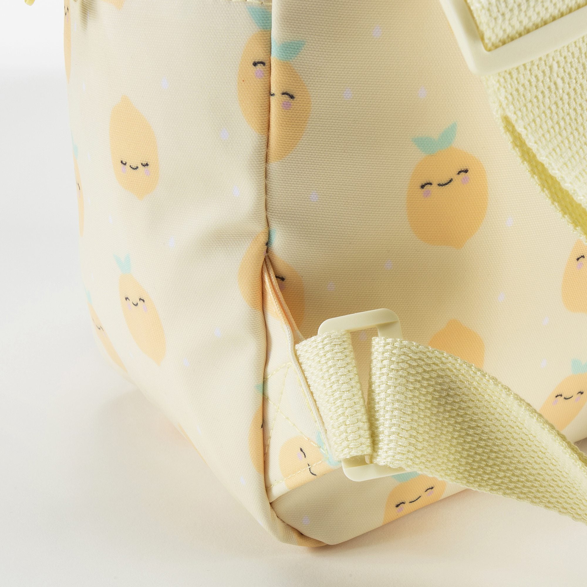 Girls Yellow Lemon Printed Backpack（20 x 13 x 26 cm）
