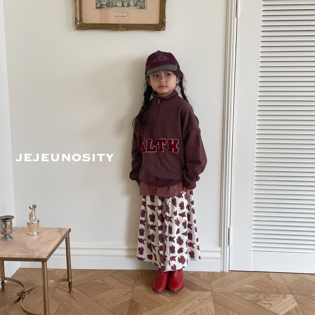 Boys & Girls Brown Logo Cotton Sweatshirt