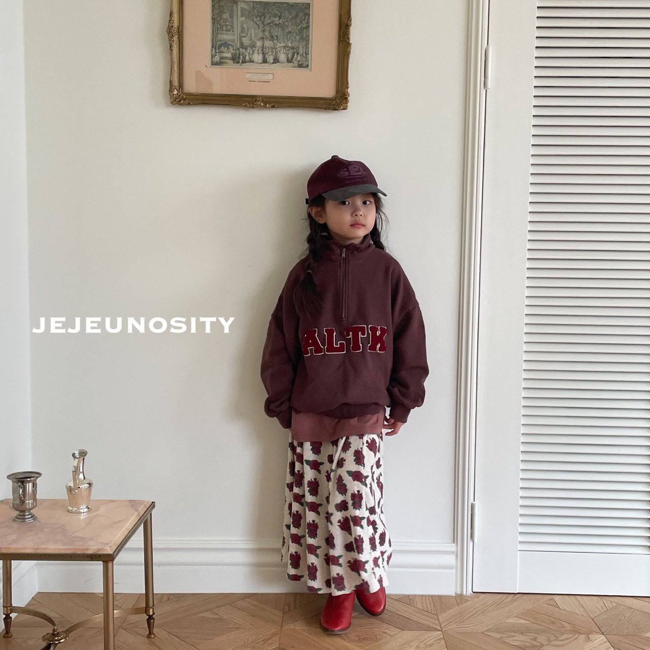 Boys & Girls Brown Logo Cotton Sweatshirt