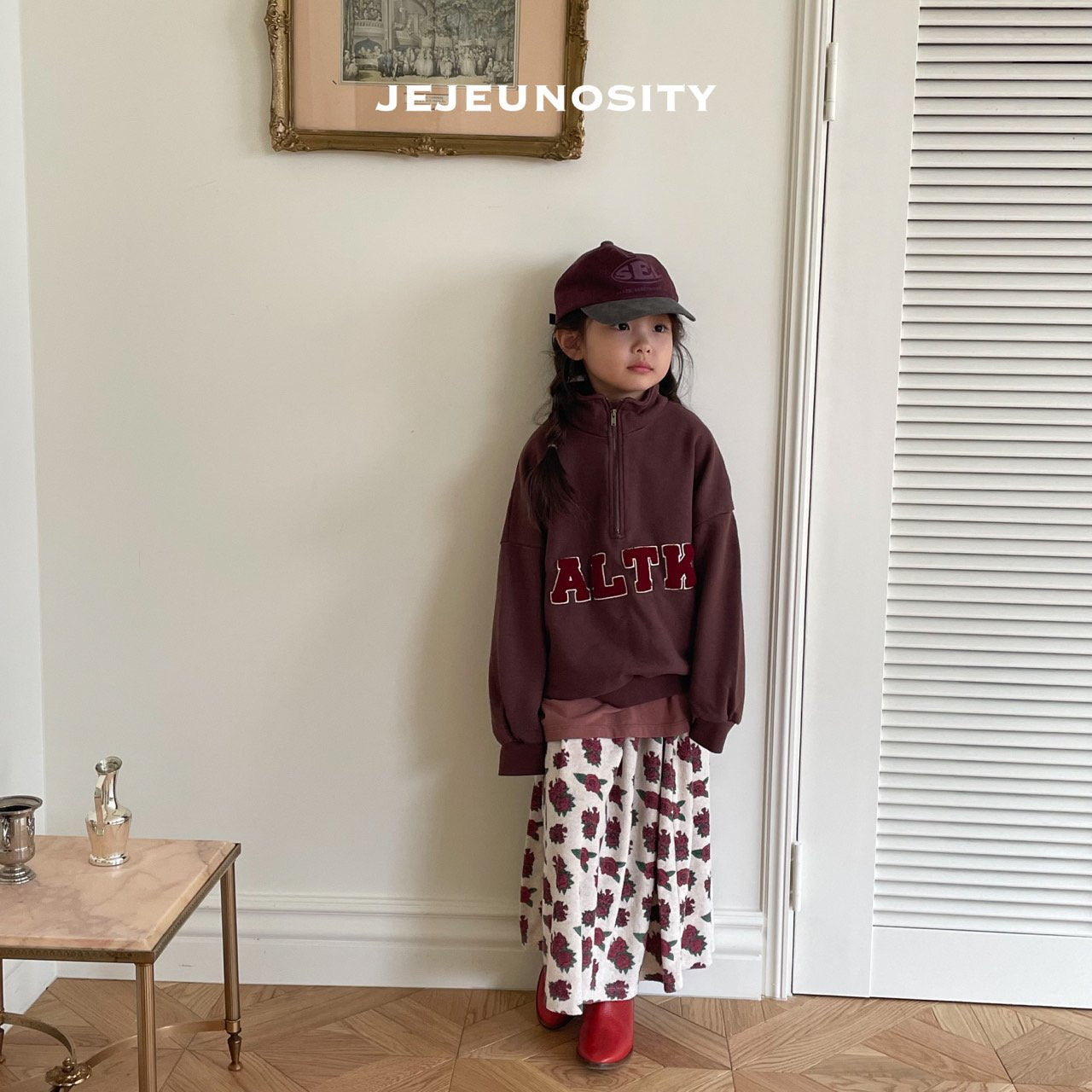 Boys & Girls Brown Logo Cotton Sweatshirt