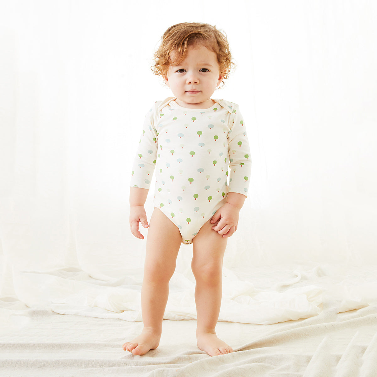 Baby Boys & Girls White Printed Cotton Babysuit