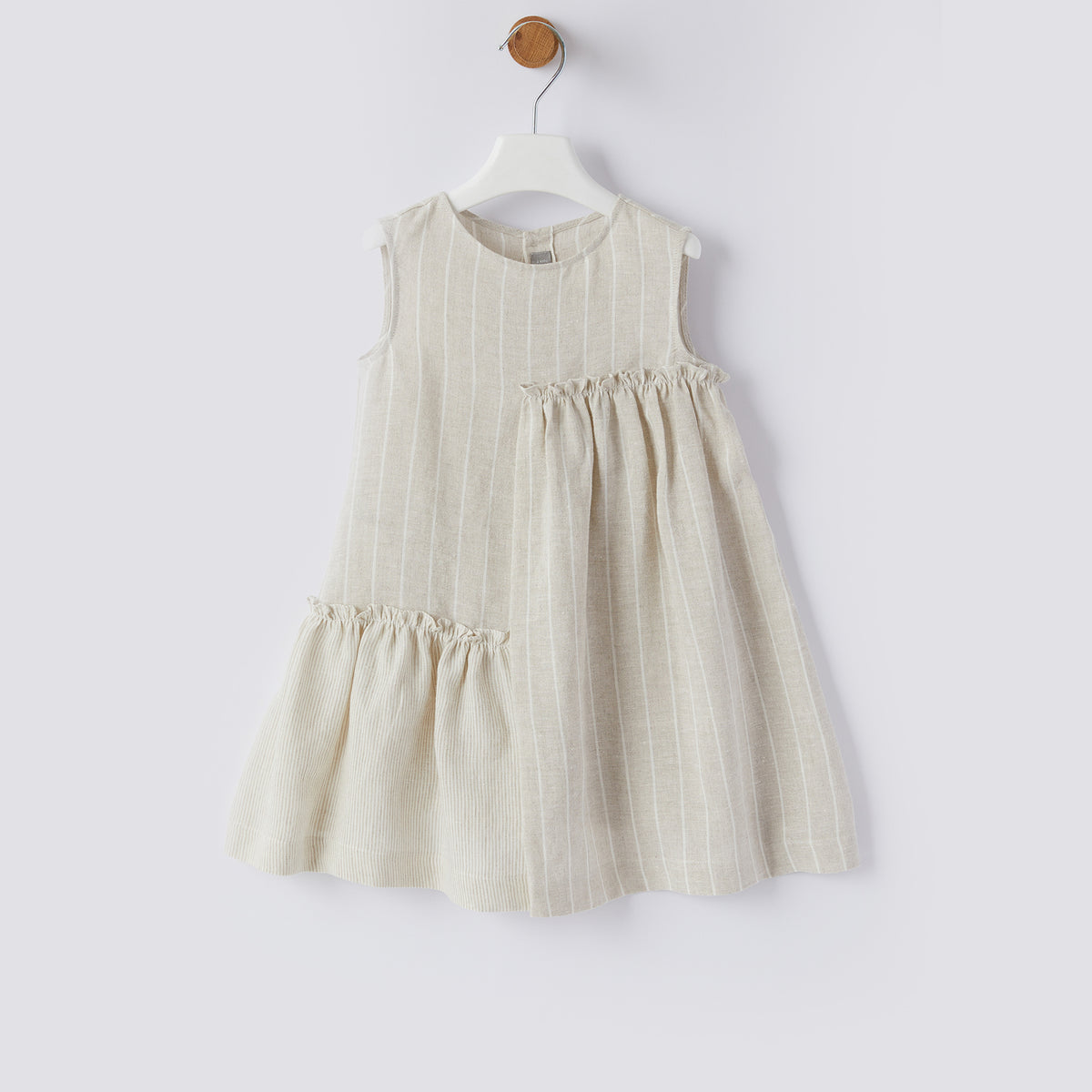 Robe beige sans manches pour fille